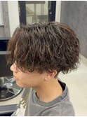 ツイストシャドウパーマ×センターパート