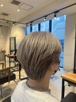 フラミューム 関内店(flammeum)&nbsp;white beige / ホワイトベージュ　※ブリーチ2回必須