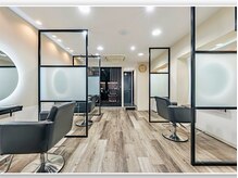 ミリア(MILIA)の雰囲気（全席半個室で明るく清潔感のある店内です【髪質改善/縮毛矯正】）