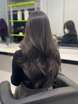 ミヴィ(MIVY)&nbsp;ブリーチあり透明感カラー×レイヤーカット×髪質改善TR