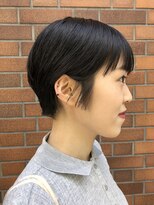 ウィーク 梅田(UiiC)&nbsp;骨格に似合わせた透明感ショート【uiic rira style】