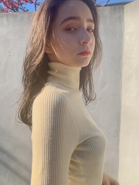 ナル(nalu.) くすみベージュ / 艶髪