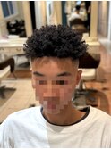 スパイキーアフロ　針金パーマ