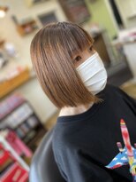 ボヌー(Bonheur) バッサリボブヘア