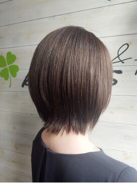 ブレス ヘアアンドスパ 湘南台(bless hair spa) 質感なめらか　ちょい外ハネボブ　川松慶大