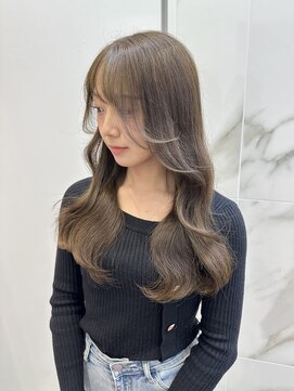 リー 梅田(Lee) 【 miyuu 】ブリーチなしダブルカラーで理想のオリーブベージュ