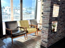 ヘアープレイスルシア(Hair Place Lucia)の雰囲気（イオンタウン敷地内なので駐車場が広々利用できます。）