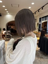 シム 千葉(sim) ベージュカラーとボブ　stylist今井