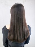 顔周りレイヤー韓国ヘアロング_ba540031