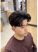 ラルフフェザーパーマセンターパートツーブロック刈り上げ