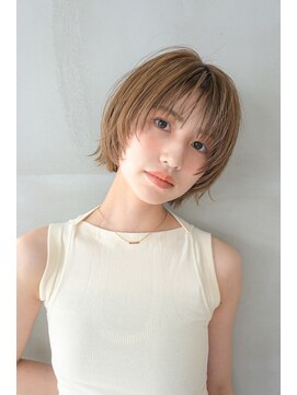 タス(tas) トレンドスタイル　レイヤーボブ