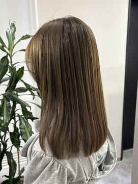 リュンヌ(Lune) オリーブベージュ/艶髪/美髪/モテ髪/ブリーチなしカラー/YU201