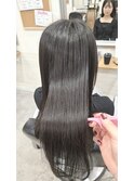 艶髪ストレートロング × ナチュラル黒髪