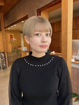 ジジ プラス デザイン(GIGI＋design) ハイトーンベージュ