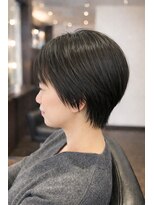 ネイトル(naitre)&nbsp;大人美シルエットのナチュラルショート