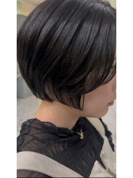 シェリーナ(CHERIENA.) 骨格コントロールショートボブ