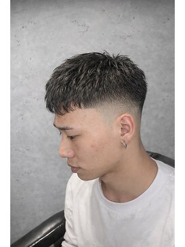 ワンワンオー バーバーショップ 長浜店(@110 BARBER SHOP) スキンフェード×クロップスタイル