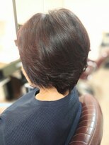 ビーズ ノイ(BEE´Z ＮＥＵ)&nbsp;フェザーパーマショートスタイル＆ポイントパーマ11.8
