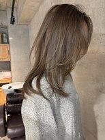 ルーフ 町田店(LUFE)&nbsp;ミディアムレイヤー×グレージュ