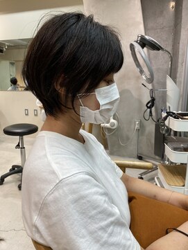 ミィ 浦和(mee) 【mee.】ユウ　ショート　ボブ　ハイライト　イメチェン