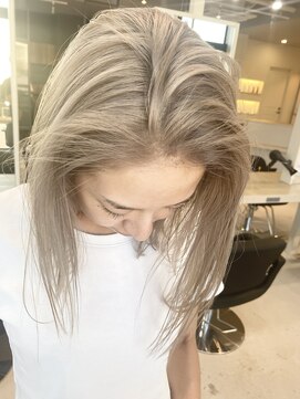 オリ(‘Oli) ホワイトベージュ