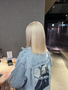 ペレ 栄店(PELE) ショコラアッシュ/ヘルシースタイル/ふんわりカール/栄/名駅