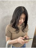 オリーブグレージュ