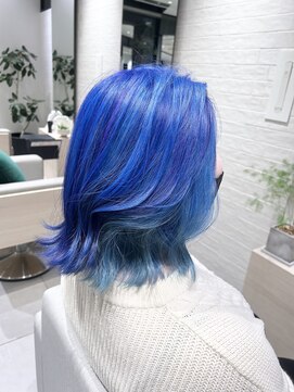 ステア ケース(stair case) ブルーデザインカラーユニコーン髪色改善トリートメント