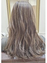 ヘアーズ ロッソ(hair's ROSSO)&nbsp;ナチュラルハイライト[30代40代50代]