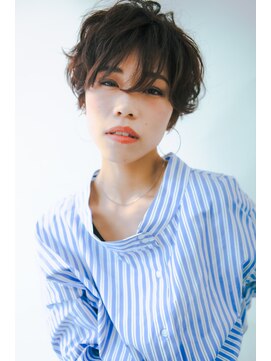 リスボーン(RESBORN) 【20,30代クセを活かしたナチュラルモードなパーマショート】