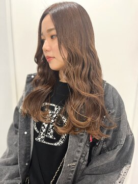 シー ヘアデザイン(see hair design) メルティカラーフェミニロング似合わせカットウェーブミディアム