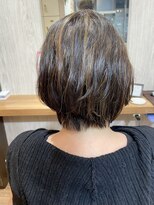 ヴィサージュクルー(VISAGE crew)&nbsp;ハイライトの効いたショートデザイン！