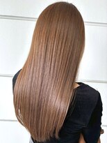 セプト 天神大名(SEPT.)&nbsp;ミルクティーベージュ ロングヘア 艶カラー 髪質改善カラー