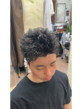 オアゾバーバー(OAZO BARBER) スパイキーパーマ