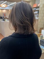 パークレーン アイス イヴェン アネックス(PARK LANE ICI yeven.anx)&nbsp;自然な縮毛矯正レイヤーボブ切っぱなしボブブリーチなしカラー栄