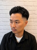 グレイスフルバーバー 新宿パークタワー店&nbsp;新宿理容室30.40代ビジネスマン◎73分けオールバックパーマ