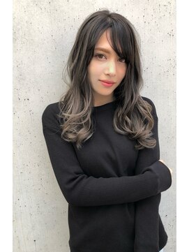 トルネード(TORNADO) ブイシェープバレイヤージュグレージュ