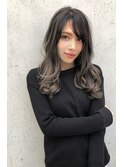 ブイシェープバレイヤージュグレージュ