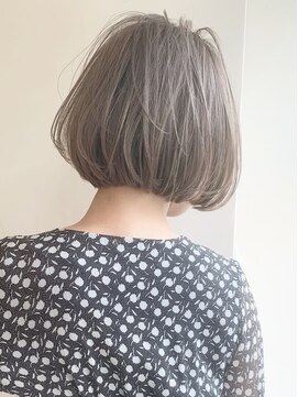 ラテ 渋谷(LATTE) 首元スッキリ/小顔ミニボブ