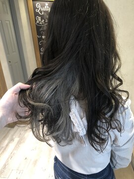 カルテット(Quartett) 【Quartett】インナーカラー×シルバーグレージュ