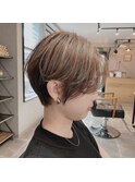 オリジナルハイライトで最大限に赤みの少ないヘアスタイルにへ♪