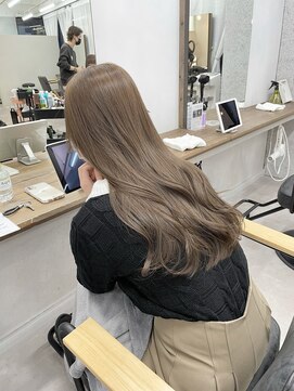 ビューエヒメ(VIEW EHIME) 韓国×顔まわりカット×レイヤーカット×グレージュ