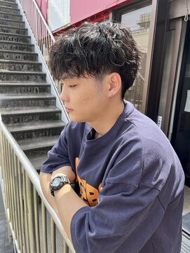 アイズ 海老名(AIZU) ソフトツイスト ツイストスパイラルパーマ マッシュ 眉毛