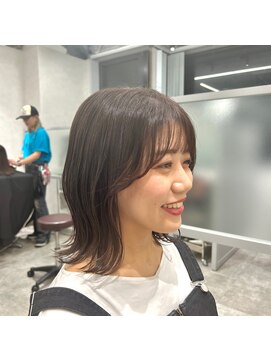 キートス(Kiitos) 【外ハネミディアムボブ】トウマ