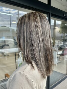 ルアナ(Luana.) 【倉敷/中島/Luana.】ハイライト　アッシュ