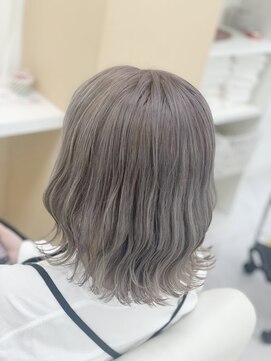 ヘアポジションにかほ ミルクティーカラー