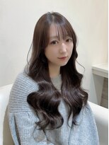 ノーチェ(noche) 柔らかく動くレイヤースタイル