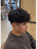 メンズギフト(men's GIFT)&nbsp;刈り上げツーブロックスペインカールメンズマッシュショート