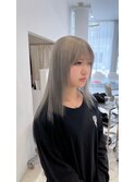 10代20代ブリーチハイトーングレージュカラー