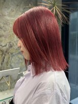 ソル ジングウマエ(SOL JINGUMAE) 切りっぱなしミディアム顔周りレイヤーペールピンクベージュ30代